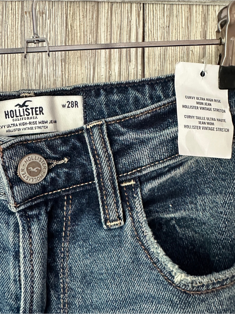 NWT Hollister Curvy Ultra High Rise Mom Jean Sz 28R - Picture 5 of 8